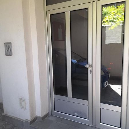 For You Apartman Ni Esterno foto