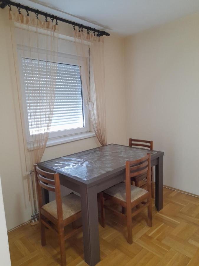 For You Apartman Ni Esterno foto