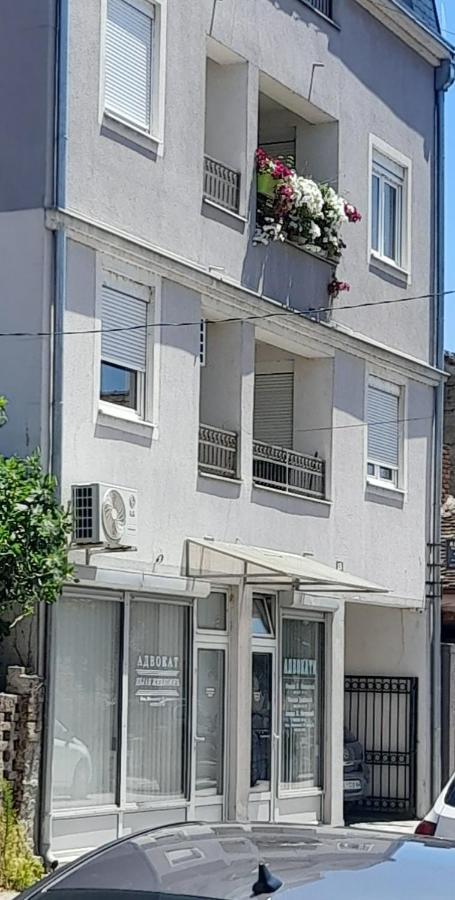 For You Apartman Ni Esterno foto