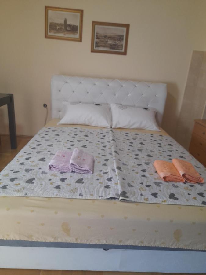 For You Apartman Ni Esterno foto